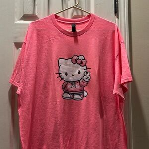 XL Hello Kitty Gildan New T-shirt- pink